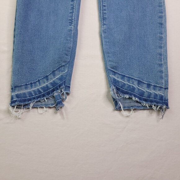 Old Navy Womens Rockstar Skinny Jeans 4 Mid Rise Pull On Light Wash Imperfect - Picture 6 of 9